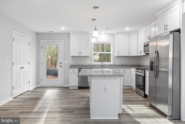 326 12TH ST, Colonial Beach, VA 22443