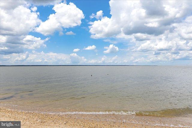 326 12TH ST, Colonial Beach, VA 22443