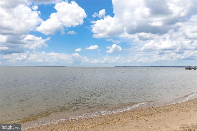 326 12TH ST, Colonial Beach, VA 22443