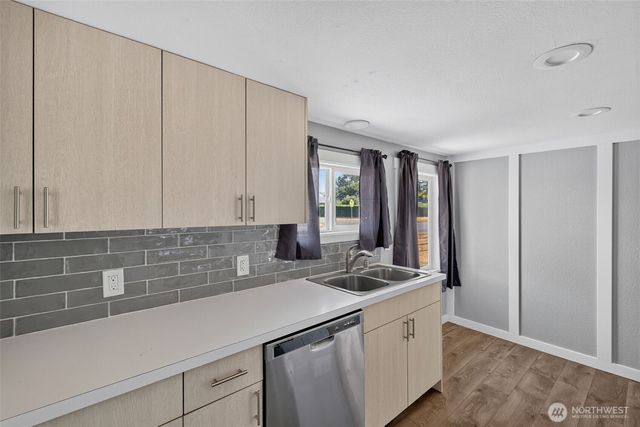1402 Violet Meadow Street S, Tacoma, WA 98444