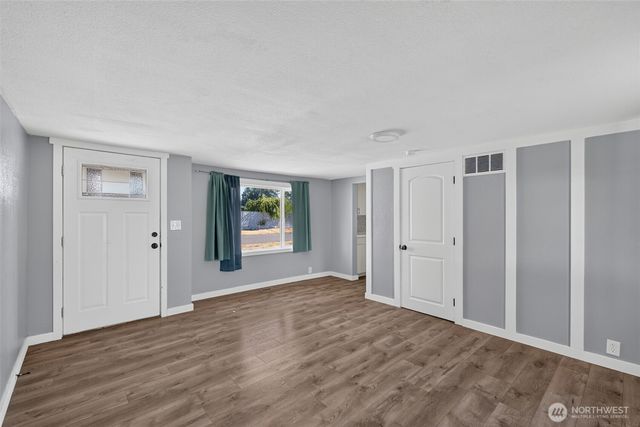 1402 Violet Meadow Street S, Tacoma, WA 98444