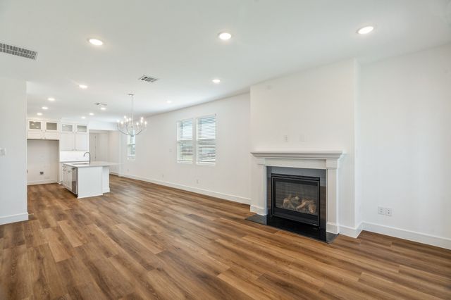 619 Sunflower Trail, Sherman, TX 75092