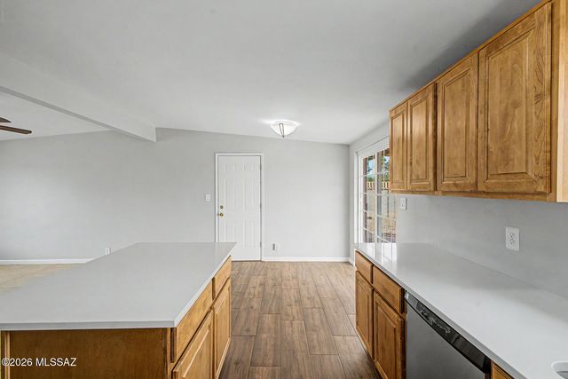 6676 E Calle Dened, Tucson, AZ 85710