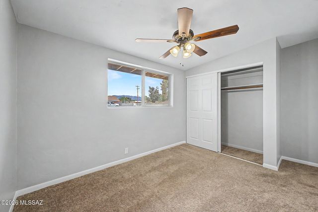 6676 E Calle Dened, Tucson, AZ 85710