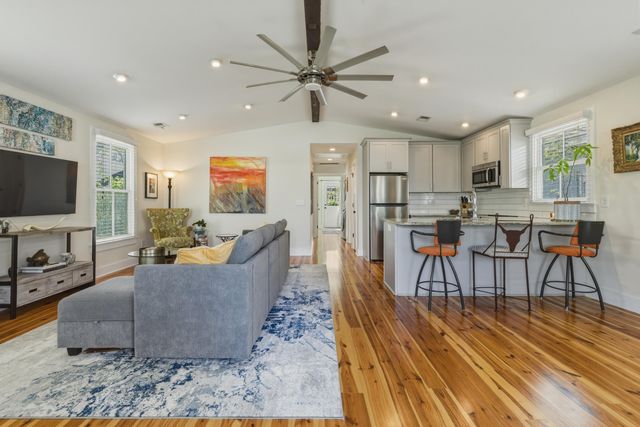 85 Romney Street, Charleston, SC 29403