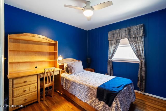 87 Newbury Road, Howell, NJ 07731