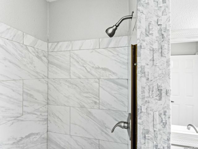 1741 Laurie Drive, Canyon Lake, TX 78133