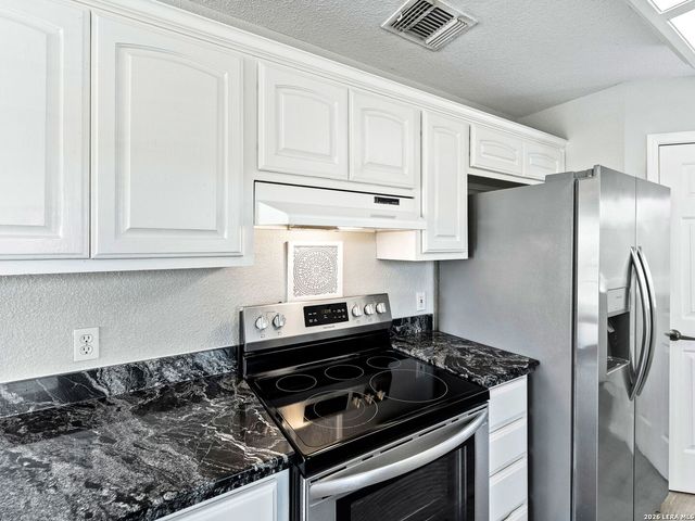 1741 Laurie Drive, Canyon Lake, TX 78133