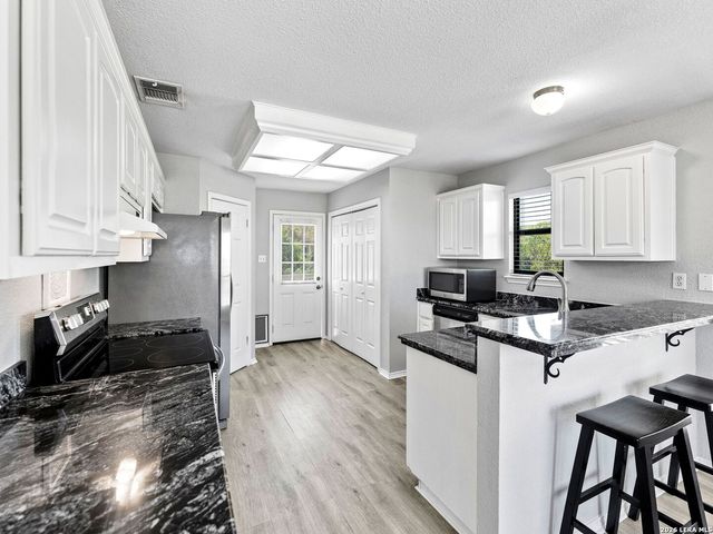 1741 Laurie Drive, Canyon Lake, TX 78133