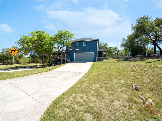 1741 Laurie Drive, Canyon Lake, TX 78133