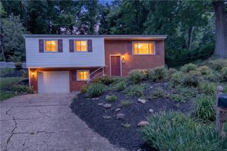 215 Willett Rd, Shaler, PA 15116