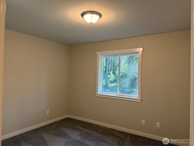 8912 126th Avenue Ct, Anderson Island, WA 98303