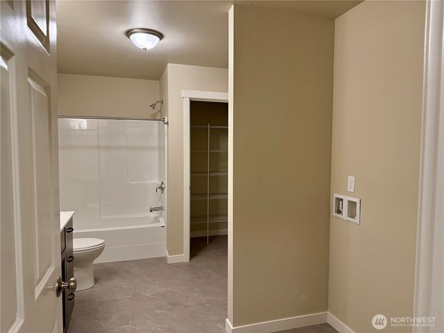 8912 126th Avenue Ct, Anderson Island, WA 98303