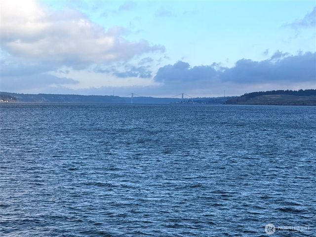 8912 126th Avenue Ct, Anderson Island, WA 98303