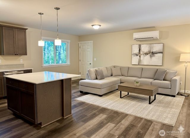 8912 126th Avenue Ct, Anderson Island, WA 98303