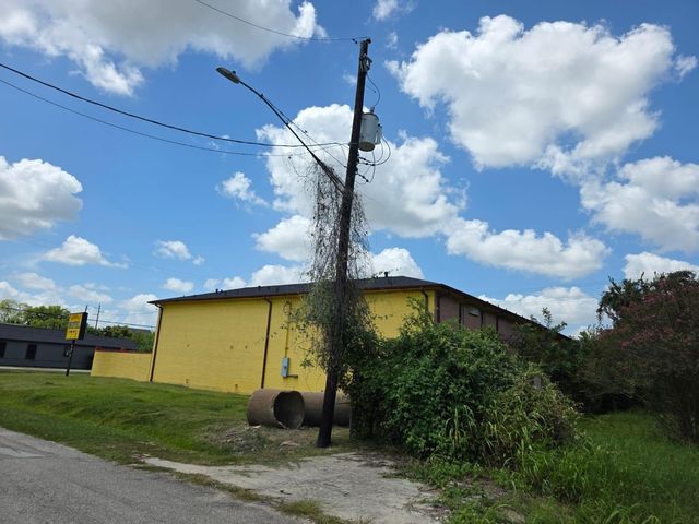 8914 Brandon Street, Houston, TX 77051