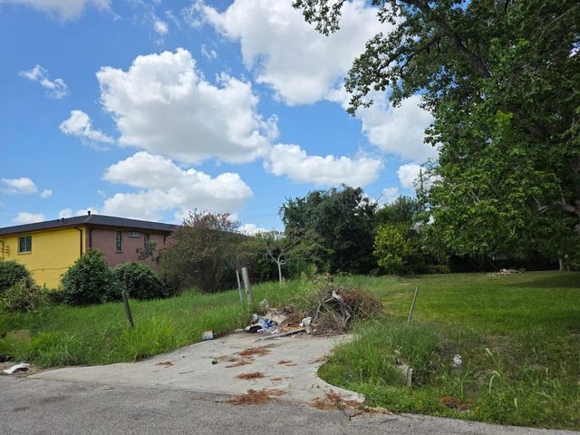 8914 Brandon Street, Houston, TX 77051