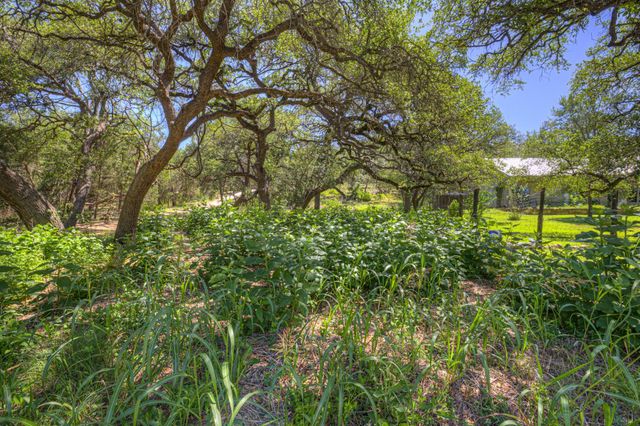130 Lazy Leaf, Wimberley, TX 78676