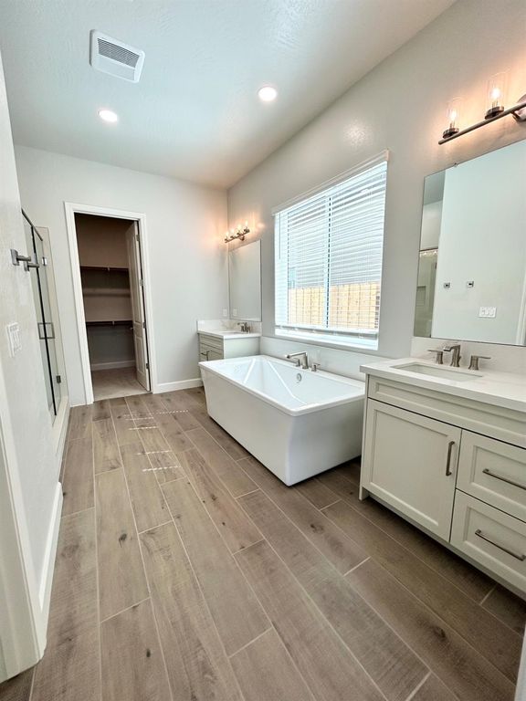 Image 13 of property listing at 1626 Windmill Lane, Clovis, CA 93619