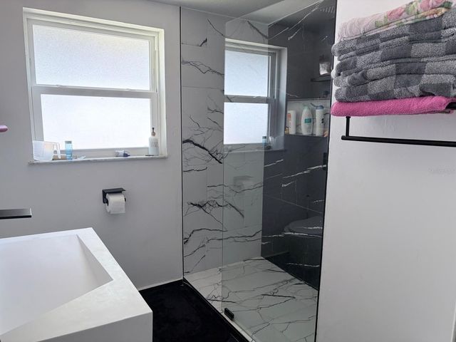 1304 WINDSOR WAY, Tampa, FL 33619