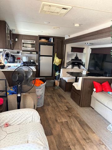 1304 WINDSOR WAY, Tampa, FL 33619