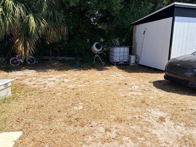 1304 WINDSOR WAY, Tampa, FL 33619