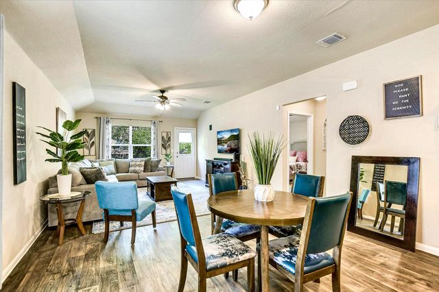 3304 Tilmon LN, Austin, TX 78725