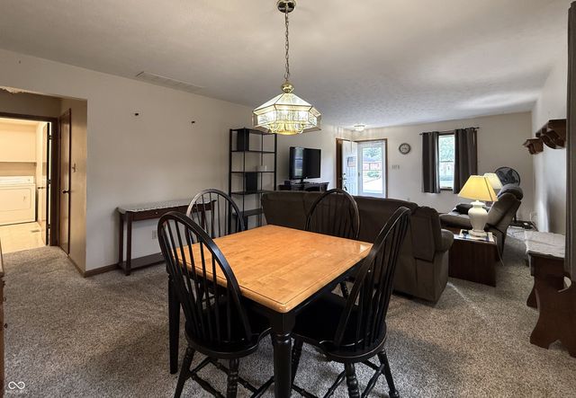 1339 Holiday E, Brownsburg, IN 46112