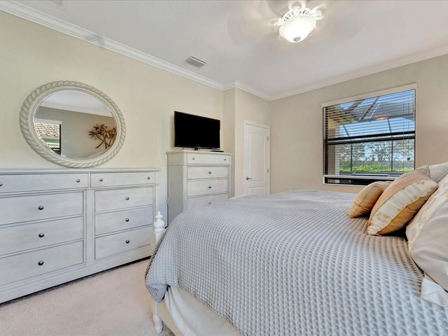 6880 WILLOWSHIRE WAY, Bradenton, FL 34212