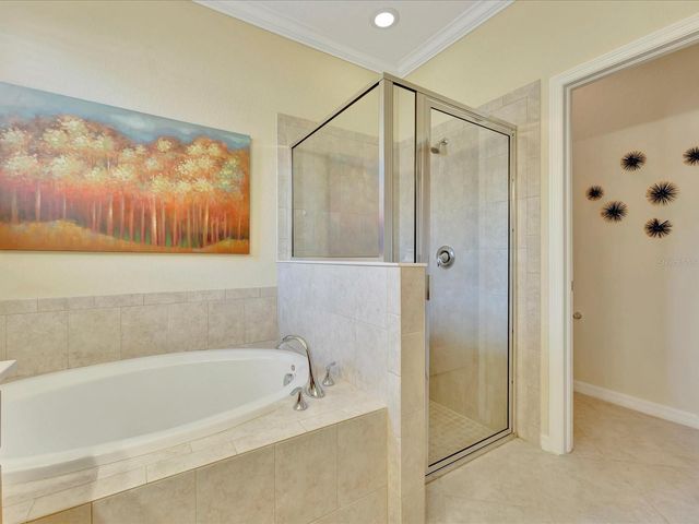 6880 WILLOWSHIRE WAY, Bradenton, FL 34212