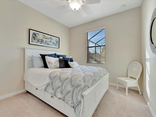 6880 WILLOWSHIRE WAY, Bradenton, FL 34212