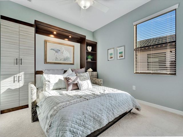 6880 WILLOWSHIRE WAY, Bradenton, FL 34212