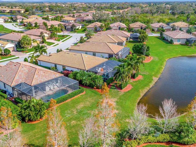 6880 WILLOWSHIRE WAY, Bradenton, FL 34212