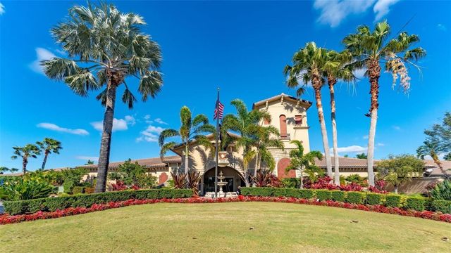 6880 WILLOWSHIRE WAY, Bradenton, FL 34212