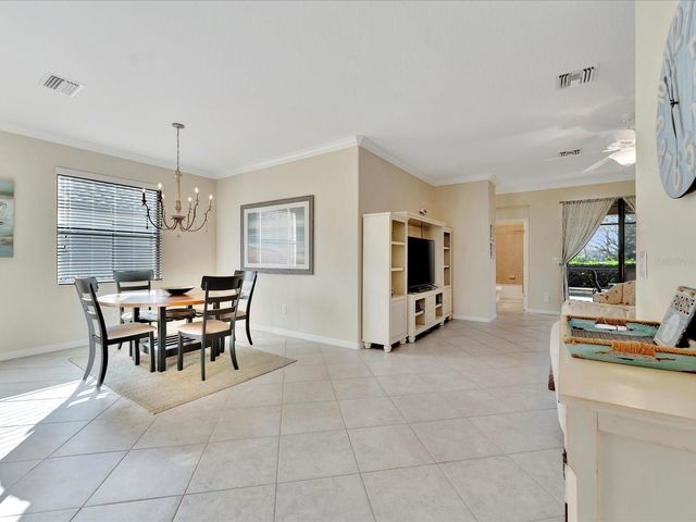 6880 WILLOWSHIRE WAY, Bradenton, FL 34212