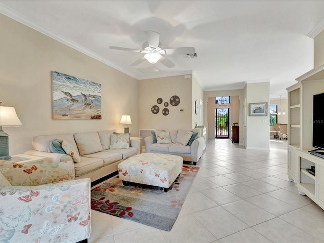 6880 WILLOWSHIRE WAY, Bradenton, FL 34212