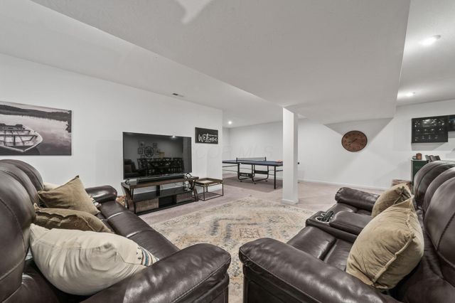 8554 Landrace Place, Sunbury, OH 43074
