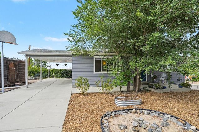15735 W 3rd Avenue, Golden, CO 80401