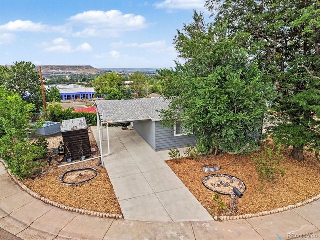 15735 W 3rd Avenue, Golden, CO 80401