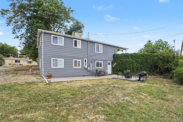15735 W 3rd Avenue, Golden, CO 80401