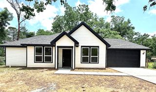 141 Shady Lane, West Columbia, TX 77486