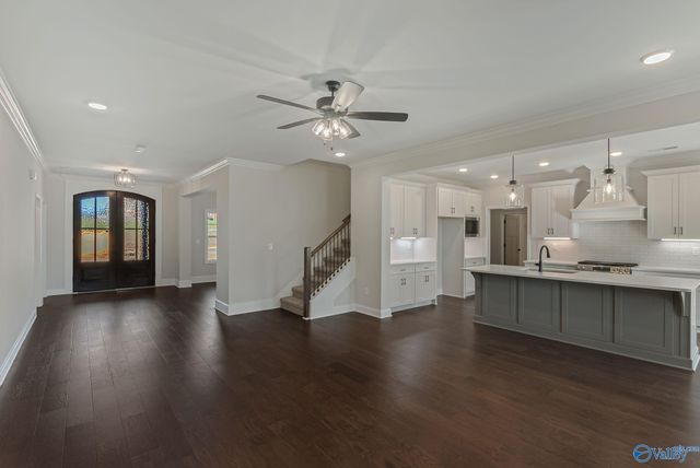 105 Sickle Mower Circle, New Market, AL 35761