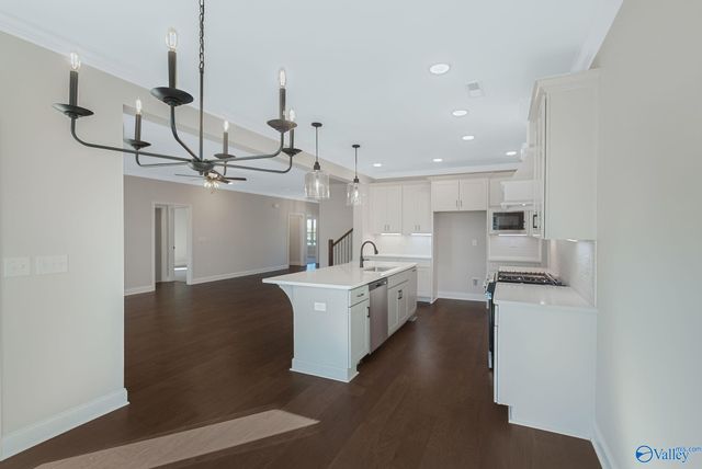 105 Sickle Mower Circle, New Market, AL 35761