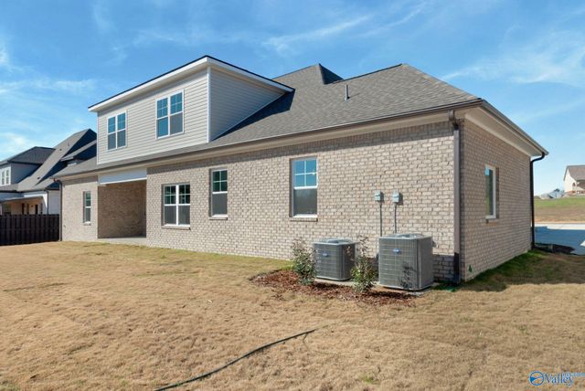 105 Sickle Mower Circle, New Market, AL 35761