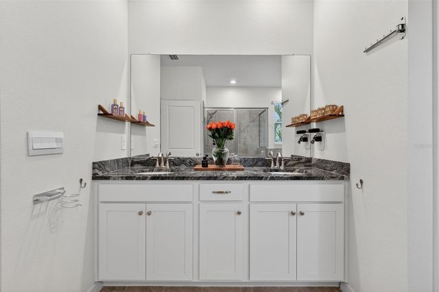 5667 WOODLAND SAGE DRIVE, Sarasota, FL 34238