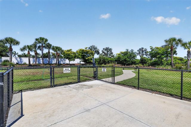 5667 WOODLAND SAGE DRIVE, Sarasota, FL 34238
