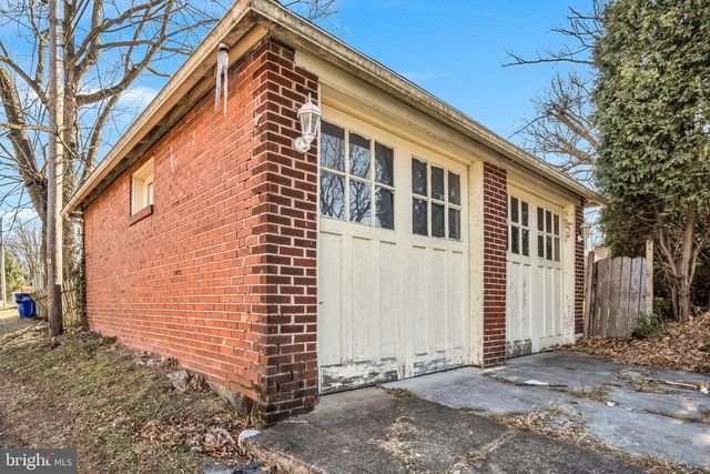 2234 BOAS ST, Harrisburg, PA 17103