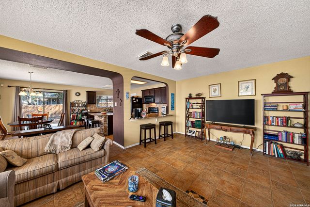 10118 Sandbrook Hill, San Antonio, TX 78254