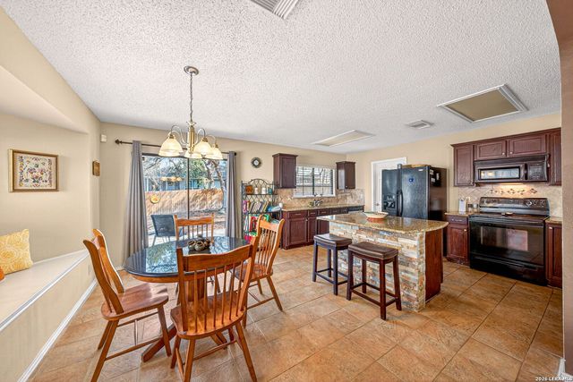 10118 Sandbrook Hill, San Antonio, TX 78254