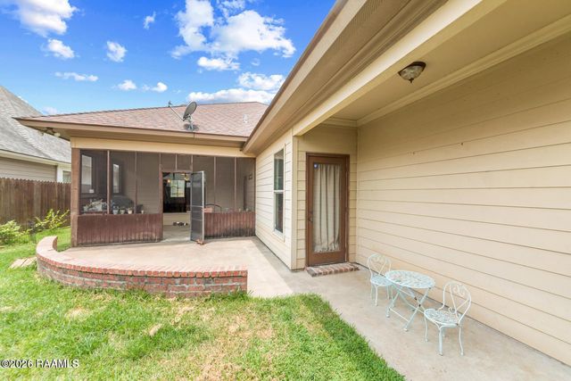 126 Heathwood Drive, Broussard, LA 70518